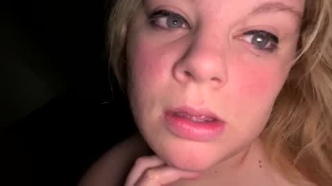 Lisa  online show from April 5, 2026, 4:48 pm