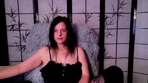 JenJenny online show from July 19, 2026, 7:56 am