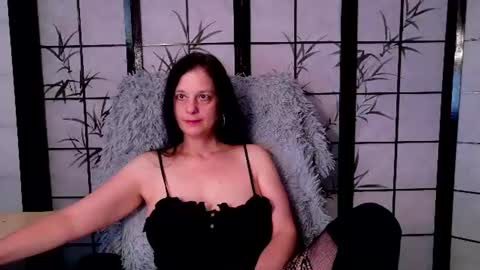 JenJenny online show from July 31, 2026, 8:25 am