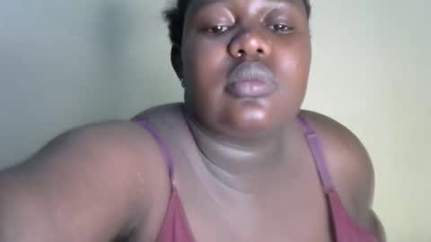 Snapshot of sweetlov07 chatting on October 26, 2025, 11:31 pm penty online show from October 26, 2025, 11:31 pm