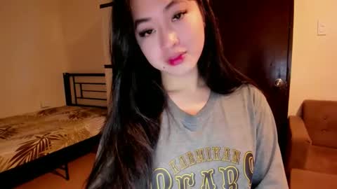 Snapshot of sweetlovepinay04 chatting on October 9, 2025, 1:25 am Zoe online show from October 9, 2025, 1:25 am