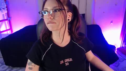 Sweetlu online show from November 3, 2025, 7:04 pm