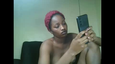 Snapshot of sweetmama06 chatting on November 1, 2025, 1:02 pm sweetmama06 online show from November 1, 2025, 1:02 pm