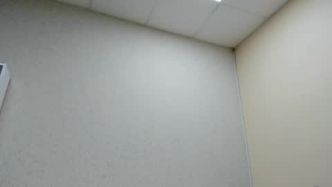 Snapshot of sweetmarylove chatting on October 18, 2025, 9:43 am sweetmarylove online show from October 18, 2025, 9:43 am