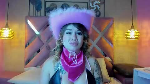 Snapshot of sweetmichel_ chatting on October 1, 2025, 4:02 pm SweetMichel online show from October 1, 2025, 4:02 pm