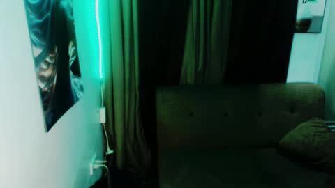 Mio online show from October 13, 2025, 2:00 am