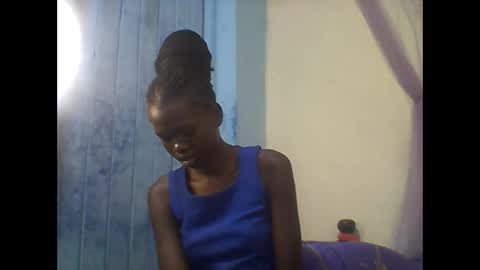 Snapshot of sweetmoh1 chatting on September 13, 2025, 9:42 am Princess online show from September 13, 2025, 9:42 am
