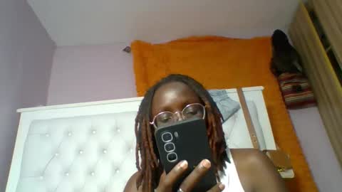 Snapshot of sweetnovah chatting on June 4, 2026, 5:30 pm Novah girlie online show from June 4, 2026, 5:30 pm