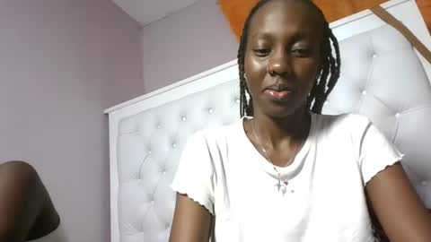 Snapshot of sweetnovah chatting on June 23, 2026, 11:52 am Novah girlie online show from June 23, 2026, 11:52 am