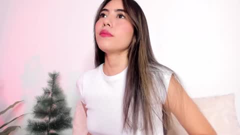 Snapshot of sweetpussyhot_ chatting on December 20, 2024, 9:43 am Hello Welcome Im here from WEDNESDAY to SUNDAY 430am to 830am and 3 to 7 timeMONDAY and TUESDAY i rest online show from December 20, 2024, 9:43 am