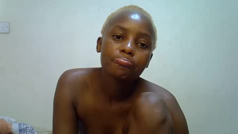 Snapshot of sweetrall chatting on February 16, 2026, 11:39 am Lilly online show from February 16, 2026, 11:39 am