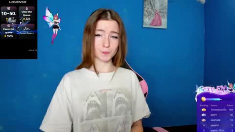 Snapshot of sweets_alma chatting on March 11, 2025, 9:45 am sweets_alma online show from March 11, 2025, 9:45 am