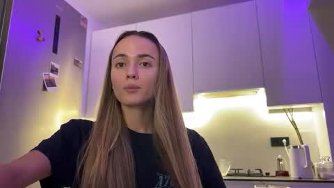 sweetsatalana online show from January 9, 2026, 10:00 pm