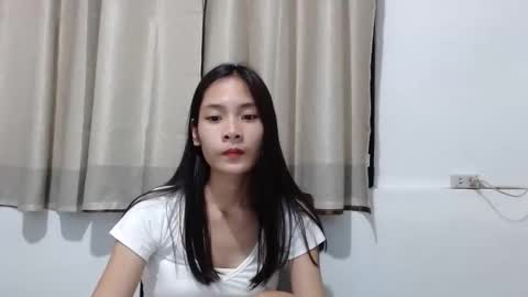 Snapshot of sweetsexygirl20 chatting on December 6, 2024, 8:48 am Mia online show from December 6, 2024, 8:48 am