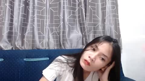 Snapshot of sweetsexygirl20 chatting on December 8, 2024, 11:03 am Mia online show from December 8, 2024, 11:03 am