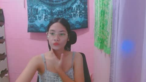 Mia online show from July 1, 2026, 5:31 am