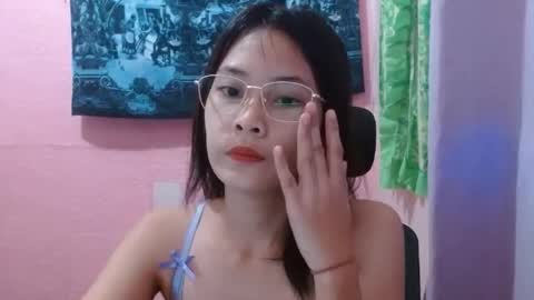 Mia online show from July 23, 2026, 9:18 am