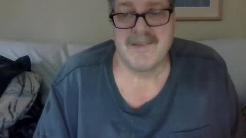 sweetbrowneyes623 online show from May 1, 2026, 10:31 am