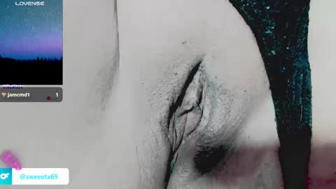 Snapshot of sweetsquirtx23 chatting on December 8, 2024, 12:52 pm lili online show from December 8, 2024, 12:52 pm