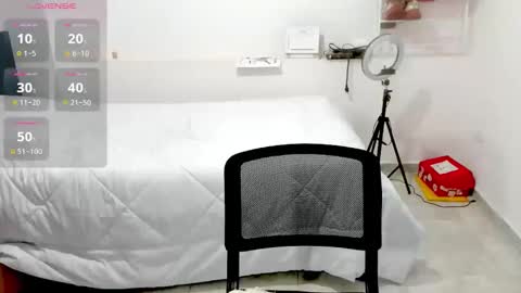 Snapshot of sweetsquirtx23 chatting on November 16, 2025, 4:07 am lili online show from November 16, 2025, 4:07 am