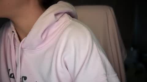 Snapshot of sweetssmashed chatting on October 24, 2025, 12:41 am sweetssmashed online show from October 24, 2025, 12:41 am