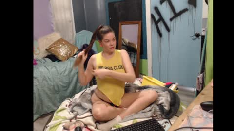 Snapshot of sweetsxx chatting on January 9, 2025, 6:36 pm SwEeTs online show from January 9, 2025, 6:36 pm