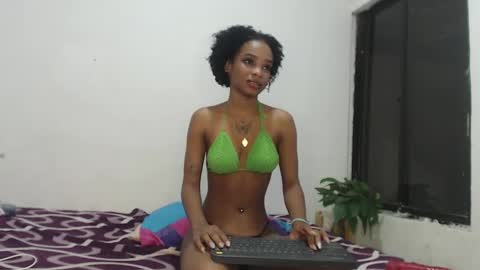 Andrea online show from December 10, 2024, 4:02 am