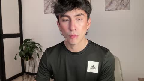 Andy  online show from May 5, 2026, 1:13 am