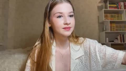 Snapshot of sweettbabyye chatting on September 25, 2025, 4:54 pm Lisa online show from September 25, 2025, 4:54 pm