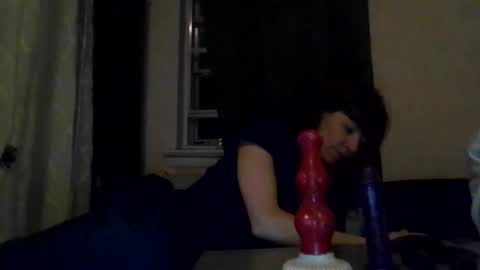 Snapshot of sweettoothtrixie chatting on February 10, 2026, 3:32 am Sweet Tooth Trixie online show from February 10, 2026, 3:32 am