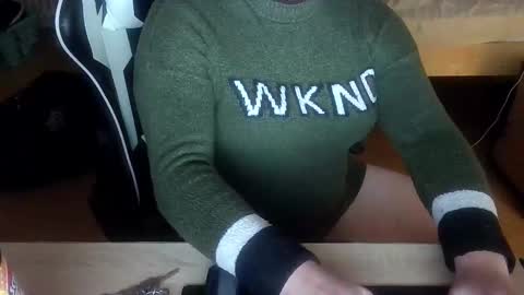Snapshot of sweettranny725 chatting on September 11, 2025, 5:07 am sweettranny725 online show from September 11, 2025, 5:07 am