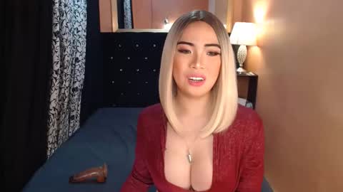 Ms trixiee online show from December 13, 2024, 10:51 am