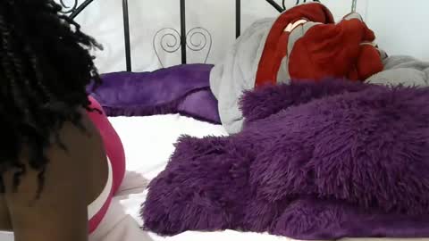 Snapshot of sweetvalariy chatting on February 23, 2025, 12:16 pm sweetvalariy online show from February 23, 2025, 12:16 pm