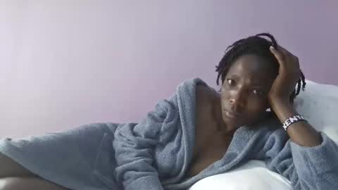 Snapshot of sweetvalariy chatting on November 19, 2025, 12:54 am sweetvalariy online show from November 19, 2025, 12:54 am