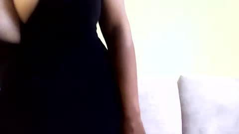 Snapshot of sweetveee chatting on July 14, 2026, 10:21 am Vee online show from July 14, 2026, 10:21 am