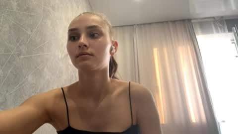 sweetvsexy online show from May 7, 2026, 2:44 pm