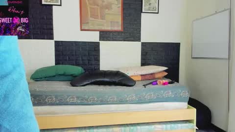 Alyssa  Matt . Nice to meet you  thumb up me please its important online show from October 13, 2025, 1:44 pm