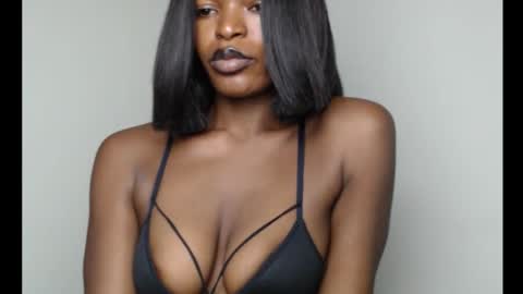 Snapshot of sweetxxboobsx chatting on November 3, 2025, 8:04 am sweetxxboobsx online show from November 3, 2025, 8:04 am