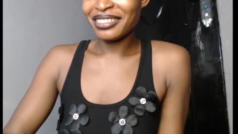 sweetxxboobsx online show from February 15, 2026, 8:05 pm