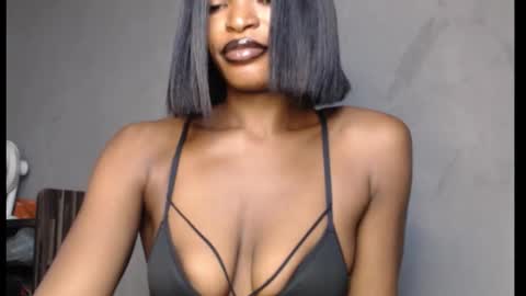 sweetxxboobsx online show from March 6, 2026, 8:33 am