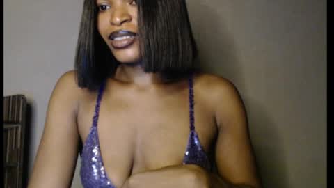 sweetxxboobsx online show from May 14, 2026, 8:21 am