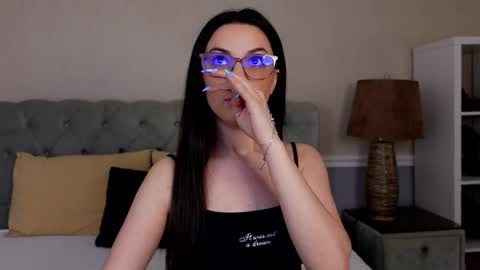 Bea Moan from LovenseWet from Tip MenuOpen for Private online show from May 29, 2026, 5:11 pm