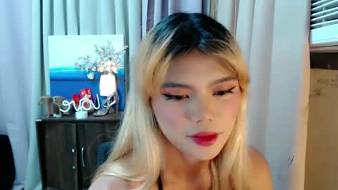 Snapshot of sweetytrannygirlxx chatting on December 6, 2024, 4:36 am Megan online show from December 6, 2024, 4:36 am