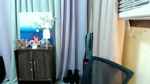 Snapshot of sweetytrannygirlxx chatting on December 7, 2024, 11:18 am Megan online show from December 7, 2024, 11:18 am