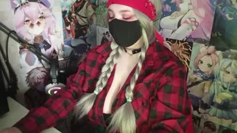 Snapshot of sweetyyfox chatting on May 30, 2026, 8:44 am Fox online show from May 30, 2026, 8:44 am