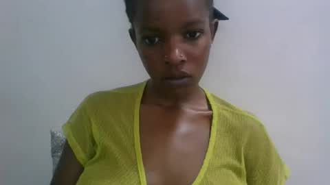 Snapshot of sweetz_candice chatting on September 18, 2025, 11:12 am sweetz_candice online show from September 18, 2025, 11:12 am