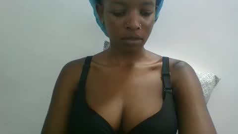 Snapshot of sweetz_candice chatting on October 2, 2025, 12:34 pm sweetz_candice online show from October 2, 2025, 12:34 pm