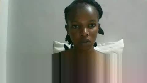 Snapshot of sweetz_candice chatting on October 5, 2025, 2:48 pm sweetz_candice online show from October 5, 2025, 2:48 pm