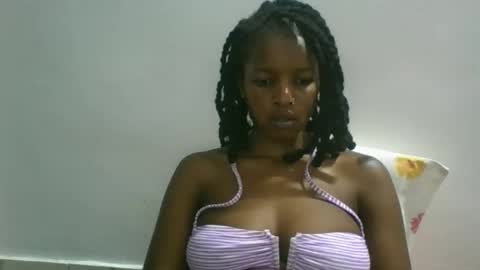 Snapshot of sweetz_candice chatting on October 17, 2025, 11:18 pm sweetz_candice online show from October 17, 2025, 11:18 pm