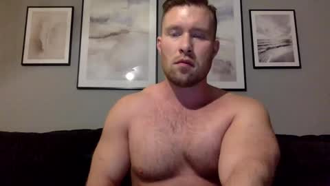 Snapshot of swekingxx chatting on March 11, 2025, 6:52 pm swekingxx online show from March 11, 2025, 6:52 pm